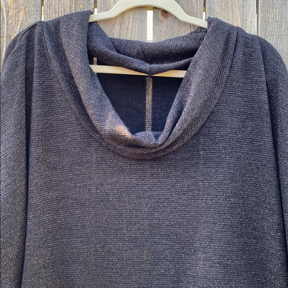 Valerie Stevens Blouse - Picture 2 of 6